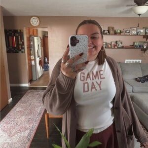 Meet your Posher, Emily